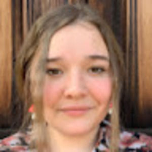 Meet your Posher, Ella